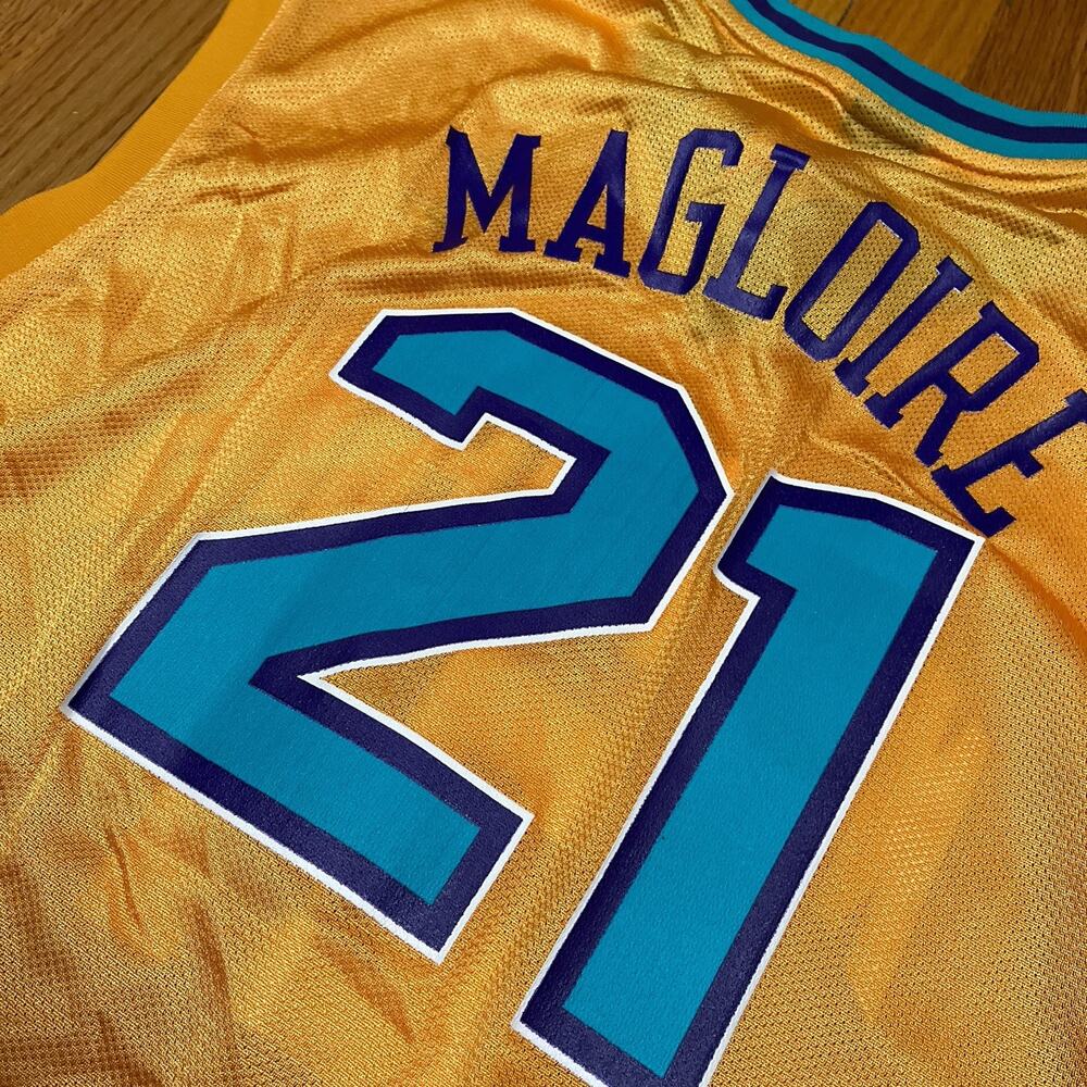 NWT Reebok #21 Jamaal Magloire New Orleans Hornets NBA Vintage Yellow Jersey XL - Picture 5 of 7